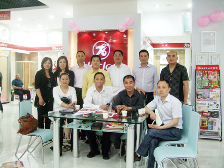 激情五月，匯泰龍江蘇無錫、中山石岐、廣東梅州專賣店同期開業